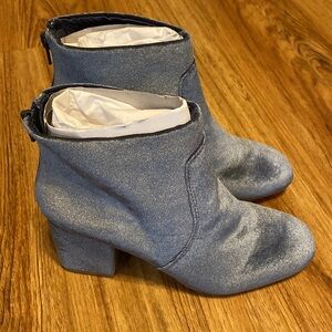Loft Blue Velvet Boots NEW Size 7.5